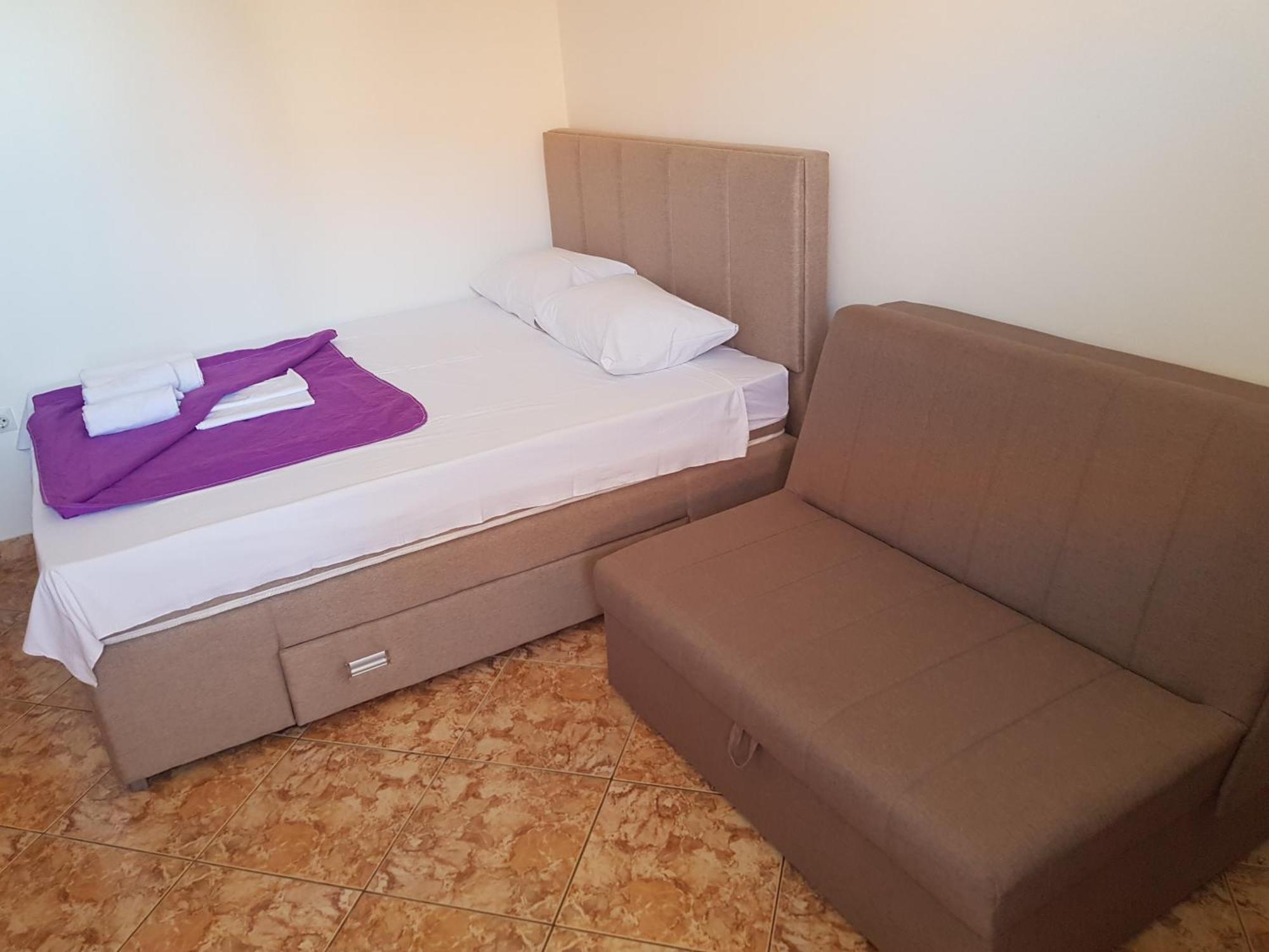 Apartments Drobni Pijesak Petrovac Quarto foto