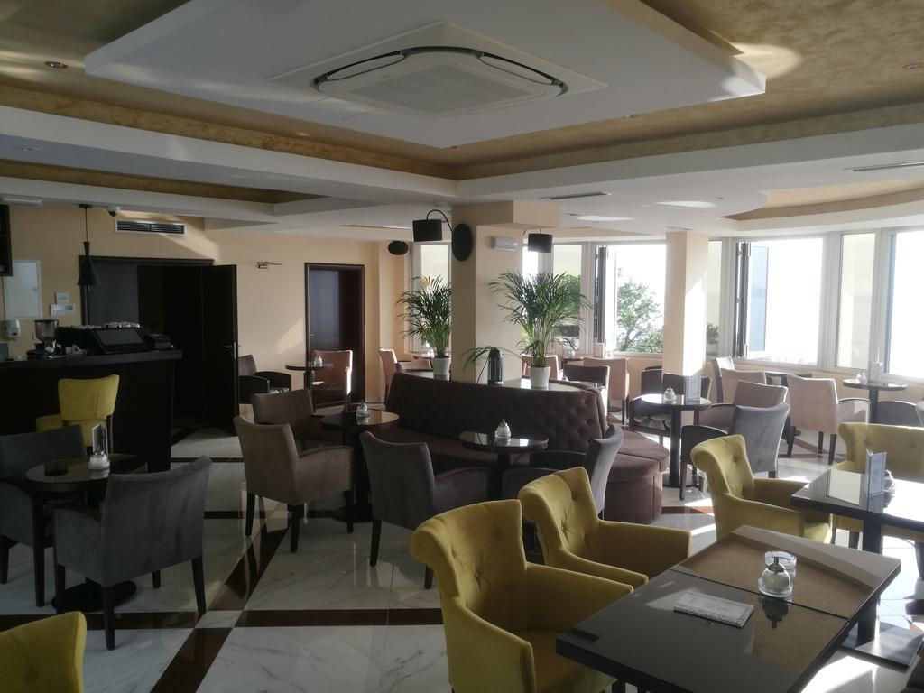 Apartments Drobni Pijesak Petrovac Exterior foto